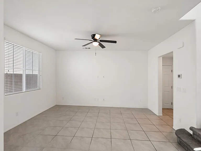 10589 Sariah Skye Ave — Photo 17