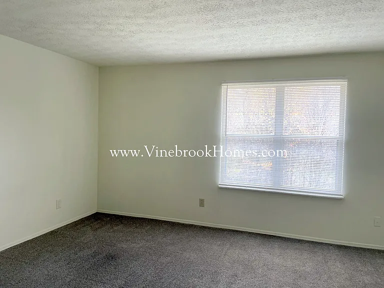 6390 Nightwind Ct — Photo 8