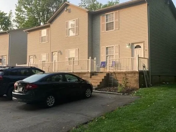 4 Highland Dr, Hillsboro, OH 45133