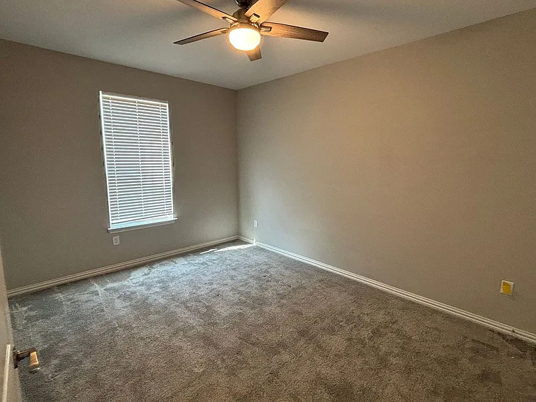 4509 Expedition Dr — Photo 15