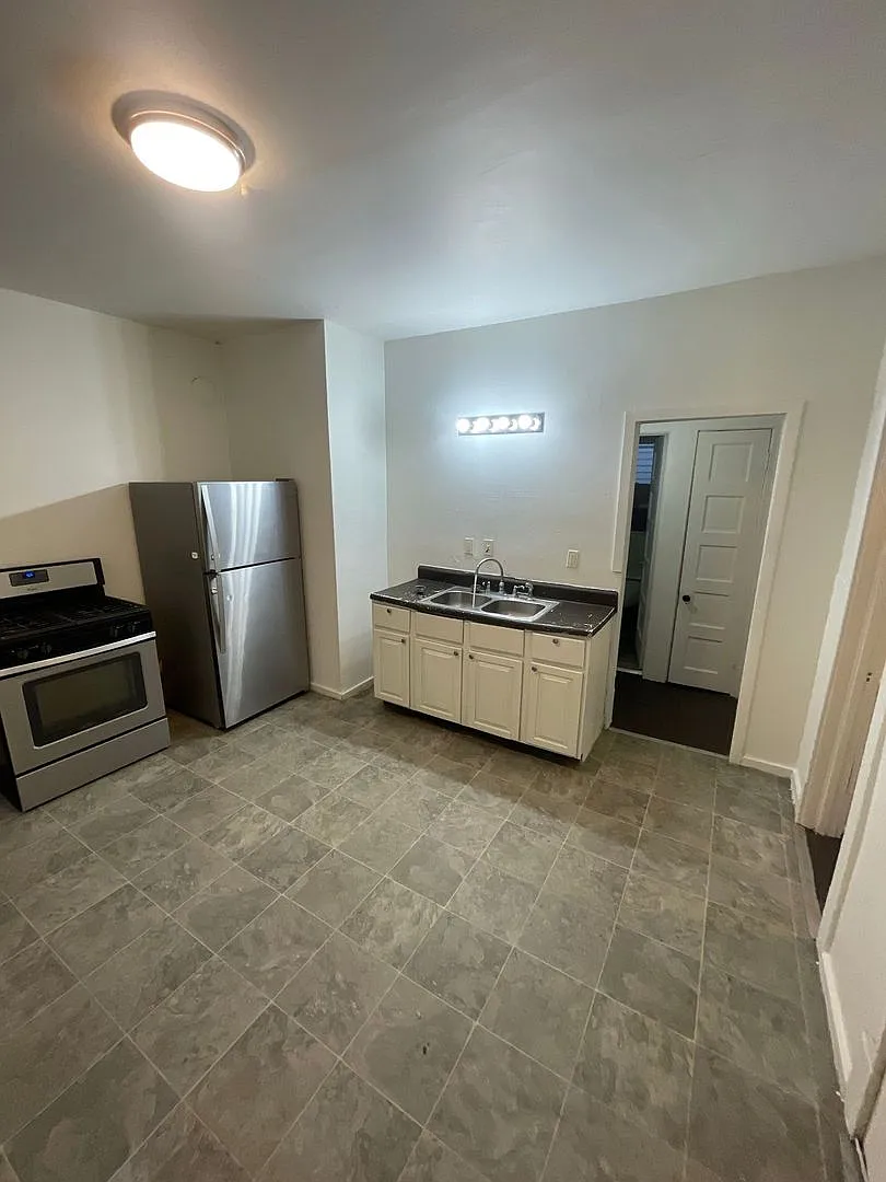 2866-2866A N 34th St. (Duplex) — Photo 2