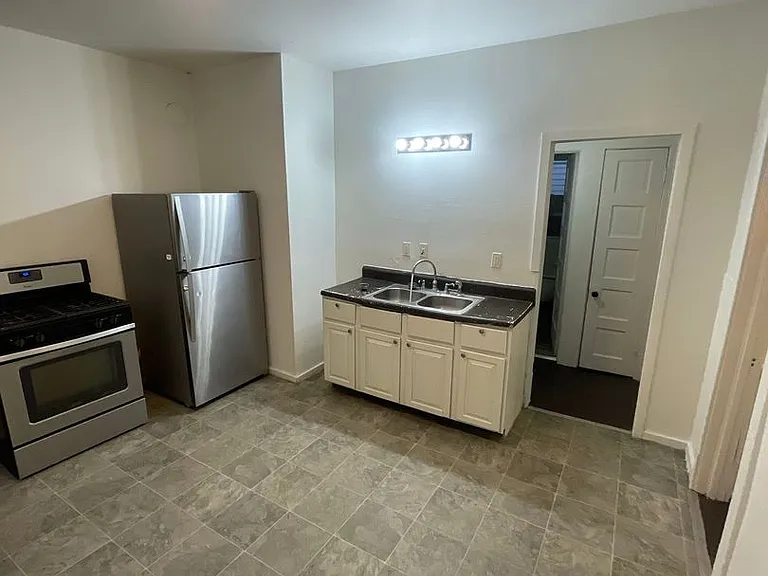 2866-2866A N 34th St. (Duplex) — Photo 8