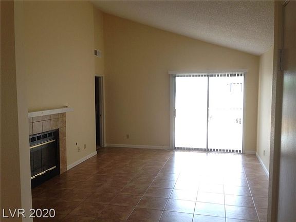 3rd image of 6660 Gatehouse Ln
