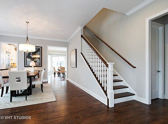 3rd image of 1157 Linden Ave