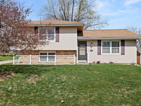 1217 Westside Dr, Polk City, IA 50226