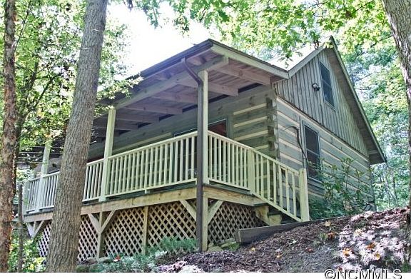 2nd image of 297 Country Cove Ln