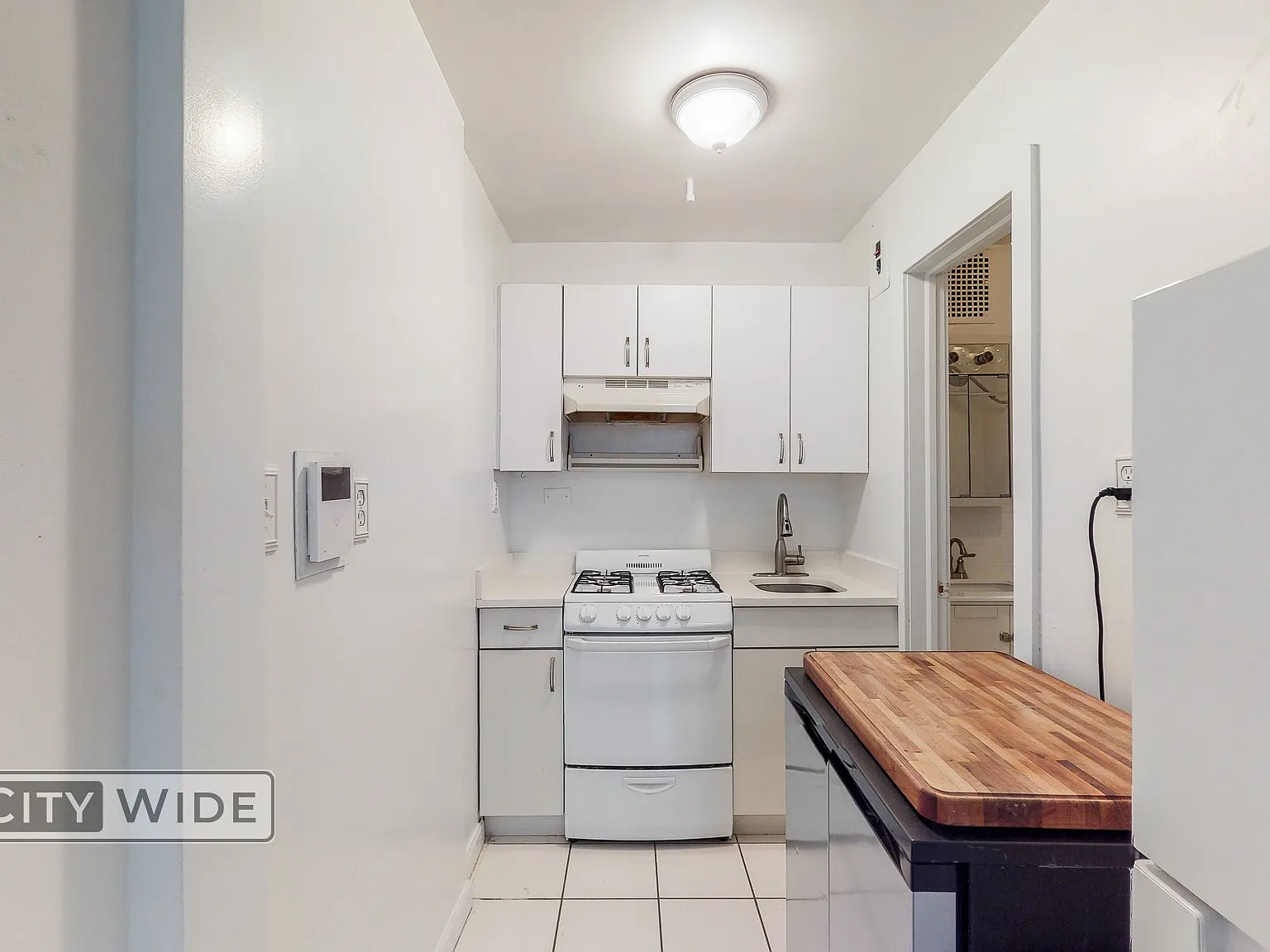 1134 Madison Avenue — Photo 4