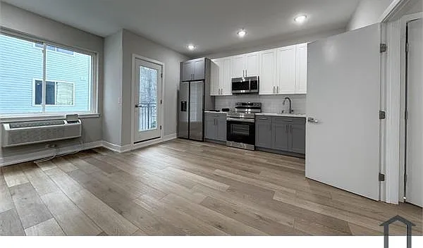 2105 Germantown Ave #17 — Photo 6
