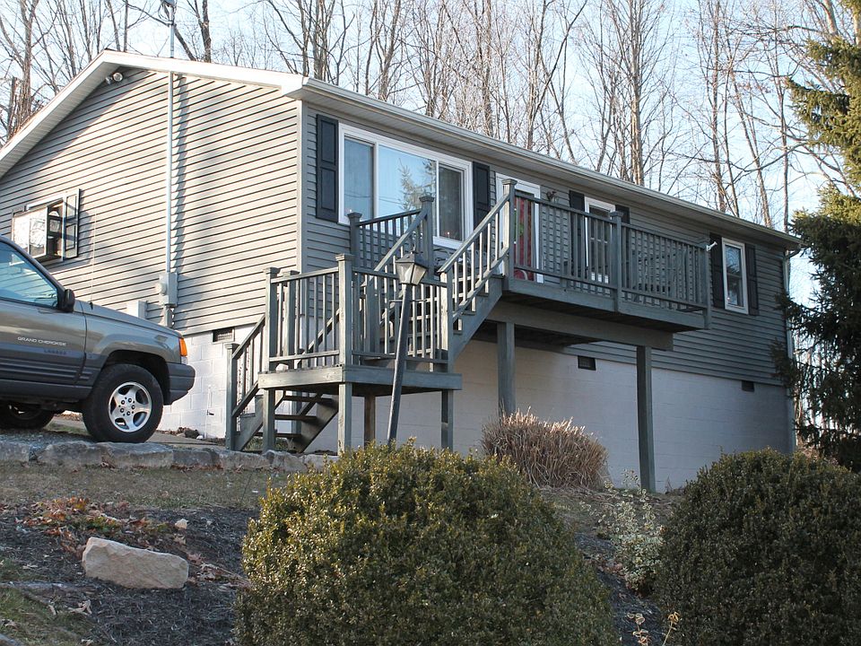 1st image of 418 Fayette Cir