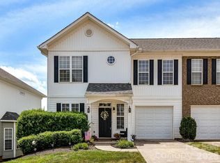 2398 Woodridge Dr, Fort Mill, SC 29715