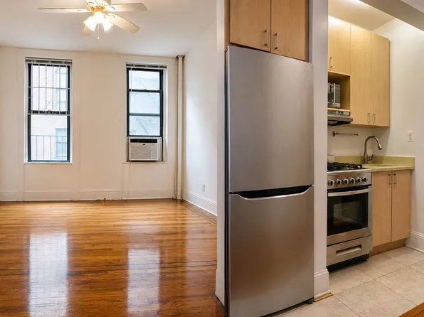 151 East 26th Street image 1 of 4