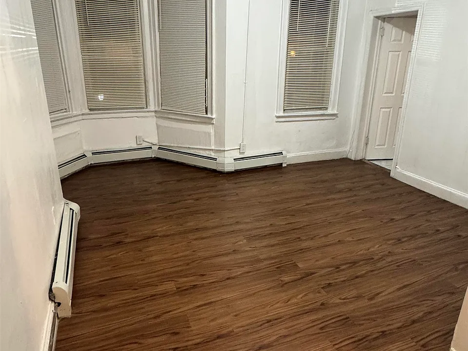 1604 Central Ave #2