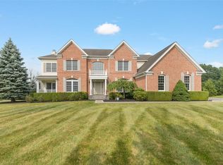 61 Somerset Rd, Hopewell Junction, NY 12533