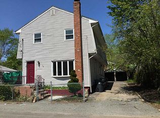 35 Steele Ave, Warwick, RI 02889