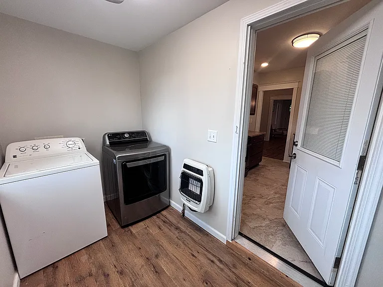48 Townhall Rd — Photo 9