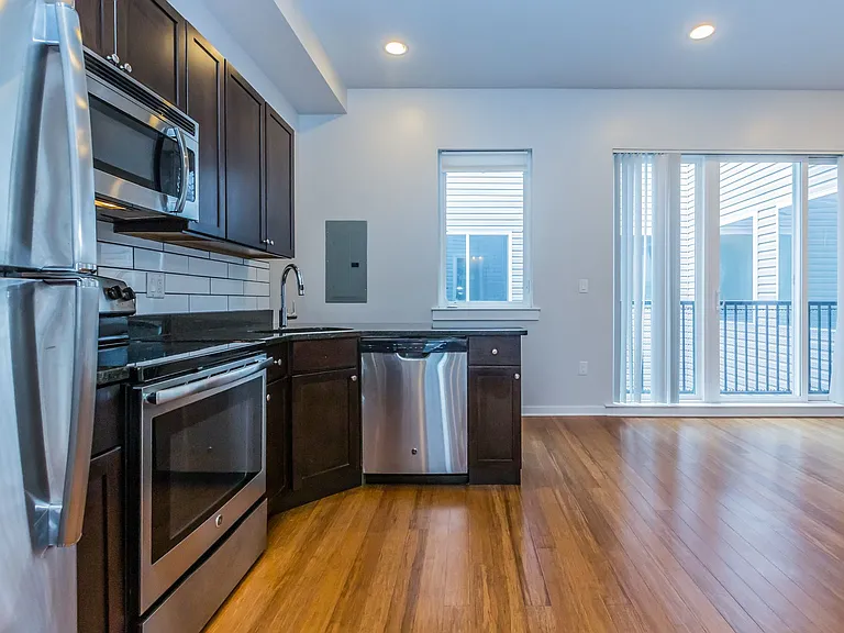 4213 Chester Avenue Modern Living in the Heart of University City — Photo 8