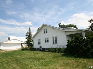 6975 N 300 East Rd, Stanford, IL 61774