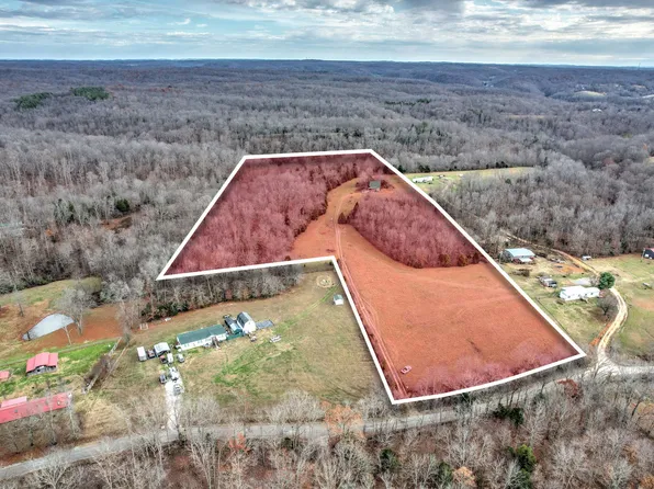 5988 Fly Hollow Rd, Santa Fe, TN 38482