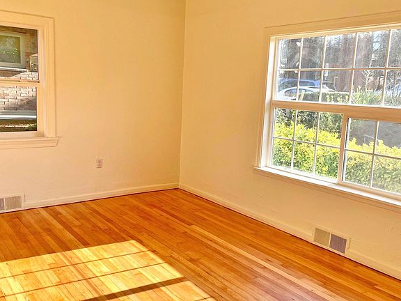 Studio has been freshly painted and fir floors have been refinished!
