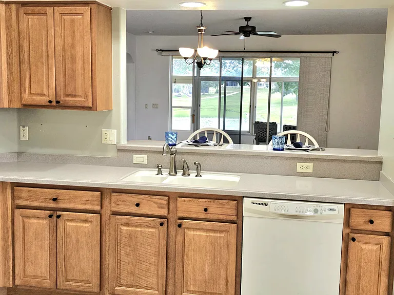 5107 Aurora Dr — Photo 10