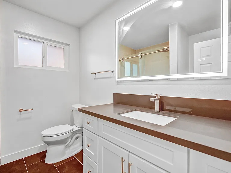 18430 Arline Ave #7 — Photo 8