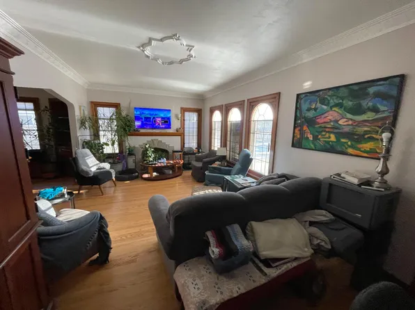 2354 N 59th St, Milwaukee, WI 53210