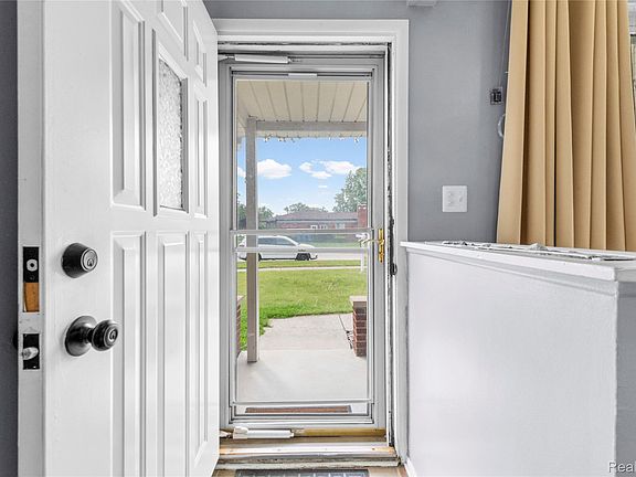 3rd image of 29410 Runey Dr