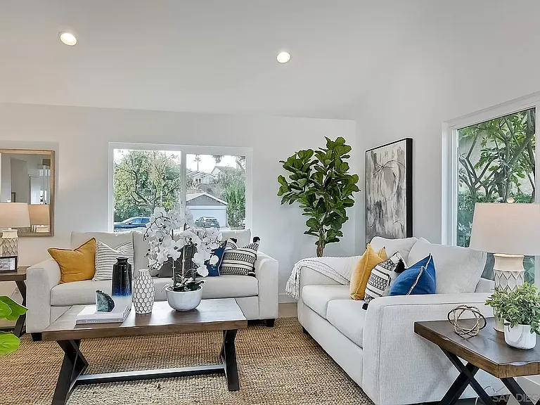 2722 La Golondrina St — Photo 25