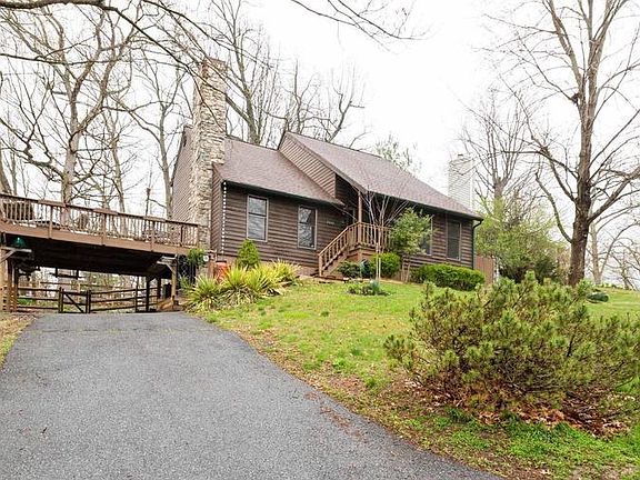 A cool contemporary that has it all!