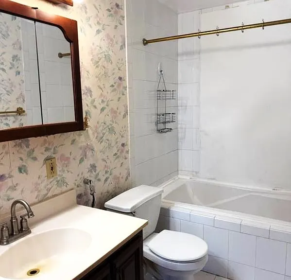 3840 S Park Ave #3 — Photo 2