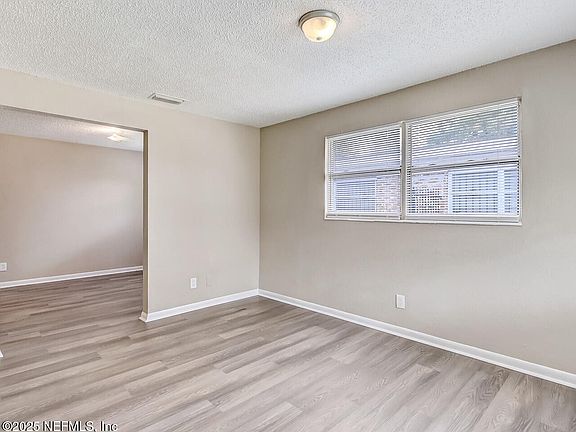 5th image of 2173 W 14TH Street