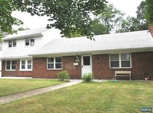 596 River Rd, New Milford, NJ 07646