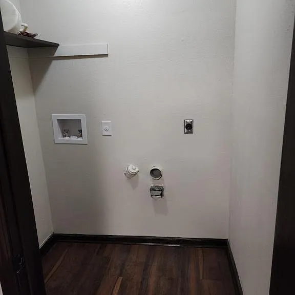 3324B Seine St — Photo 5