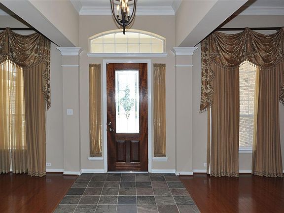 4th image of 14207 Caprock Cove Ln