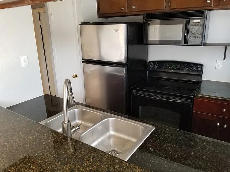 2903 Parker Ln #B — Photo 10