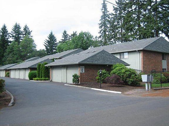 2nd image of 8900 NE 36th St APT 7