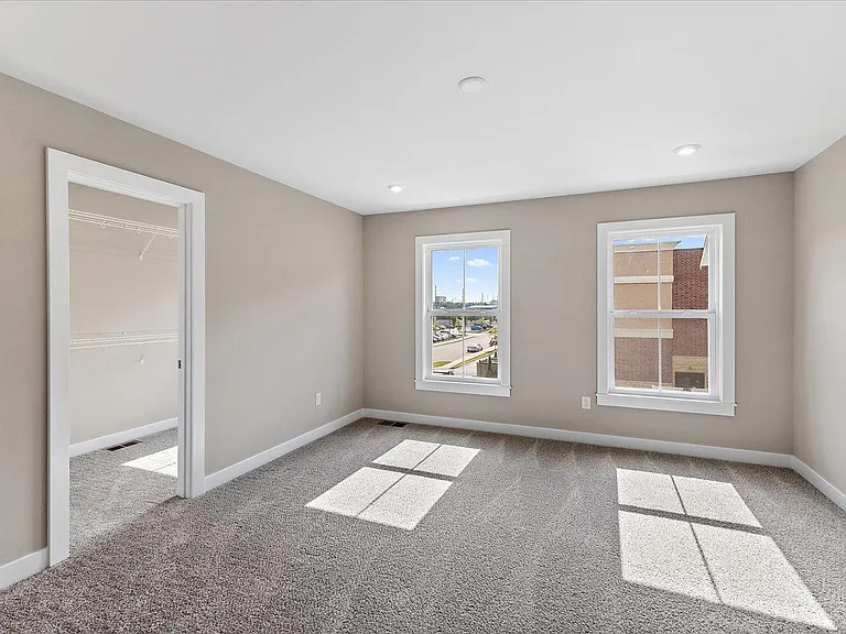 7254 Otley Dr — Photo 19