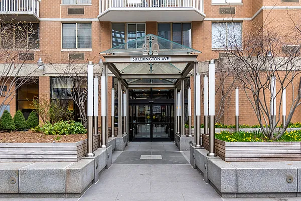 Rented by Corcoran | media 7