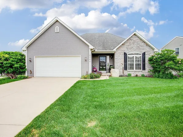 6754 Lutz Dr, South Bend, IN 46614