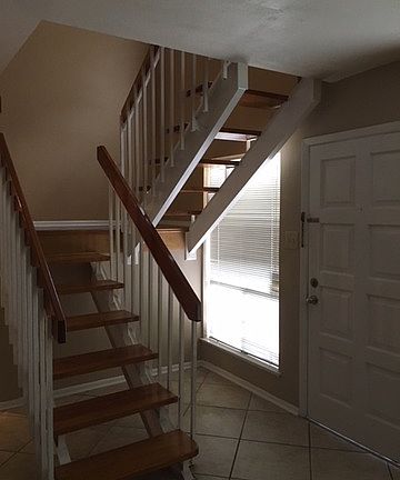 5th image of 9915 Powhatan Dr APT E4