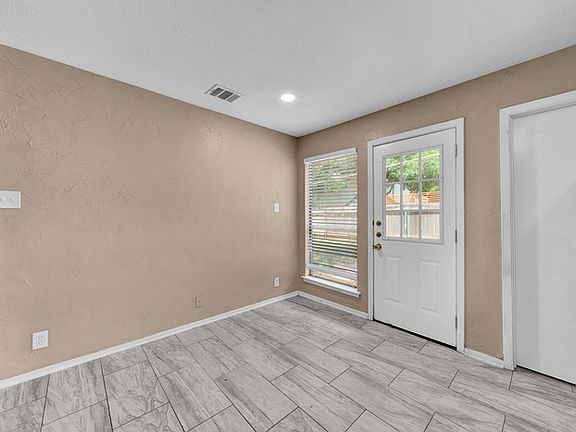 3rd image of 9626 Sugar Hill Dr #B