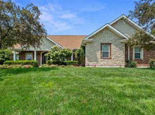 701 Caulks Hill Rd, Saint Charles, MO 63304