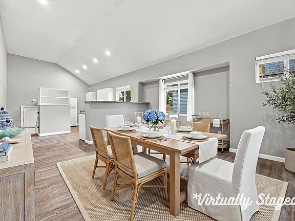 5th image of 39 Cedarhurst Pl
