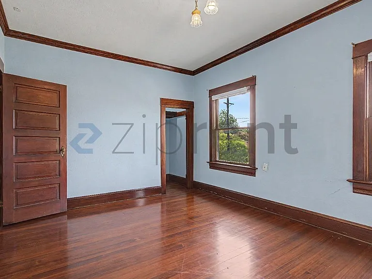7820 N Van Houten Ave — Photo 26