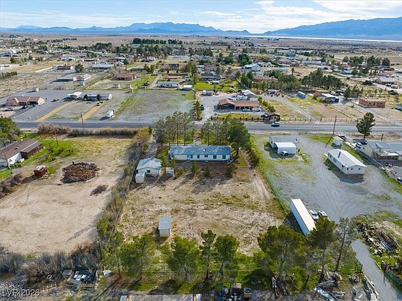 2nd image of 3230 E Kellogg Rd