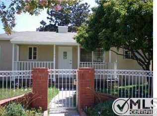 18204 Lull St, Reseda, CA 91335