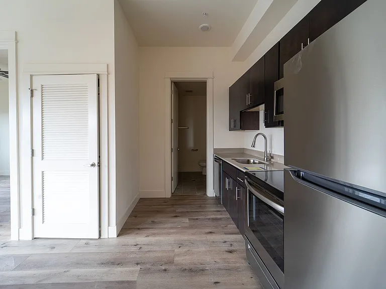 Capitol Hill Apartments — Photo 109