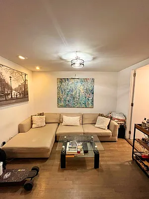Rented by Point NYC | media 2
