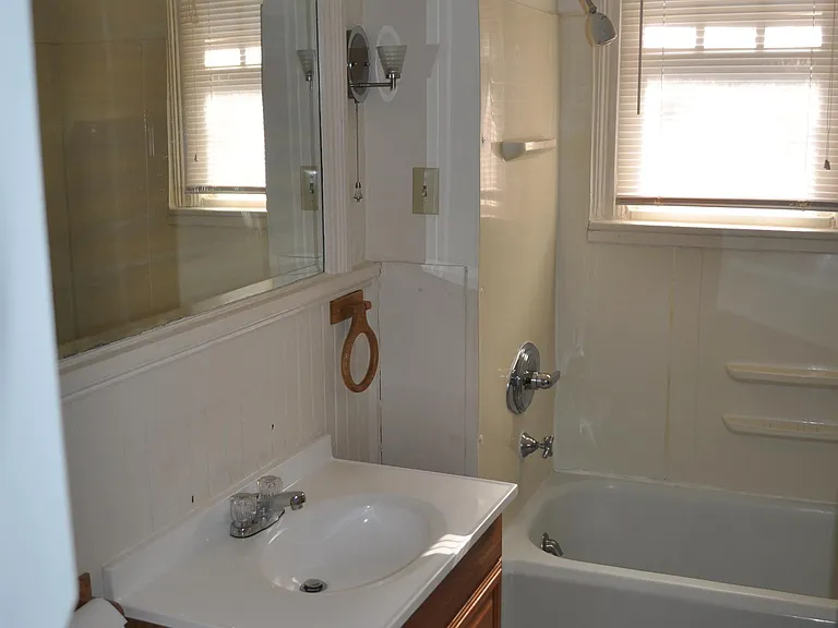 102 Highland Pl — Photo 28