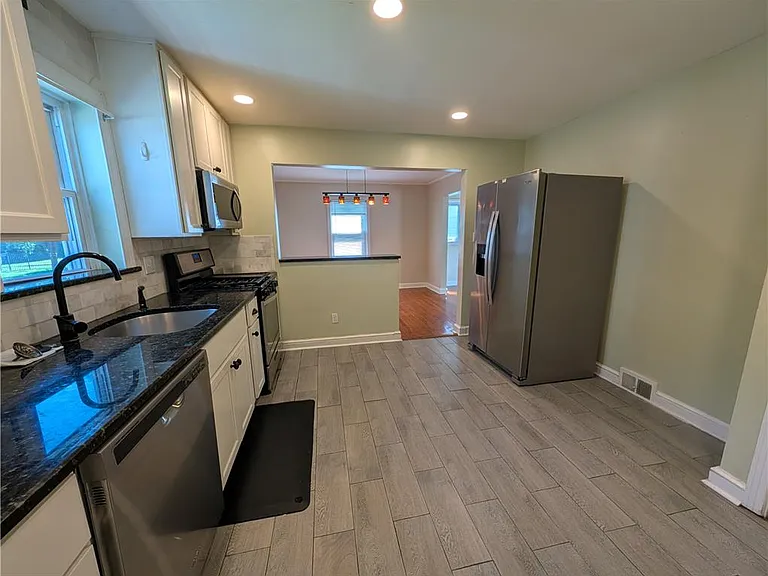 1509 Bushkill St — Photo 7